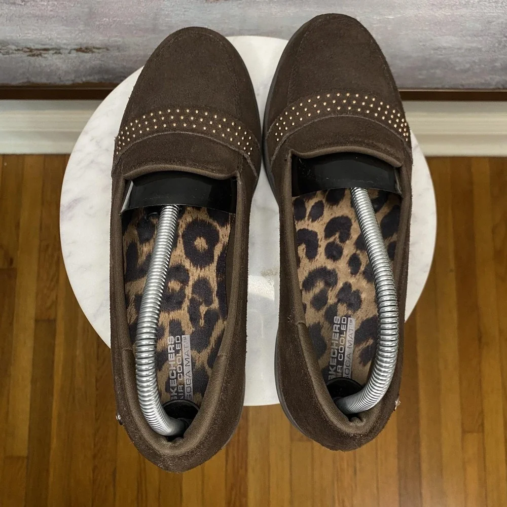 Skechers Shoes Womens Size 8.5 Brown Leather Slip On Comfort Loafers SN 136242